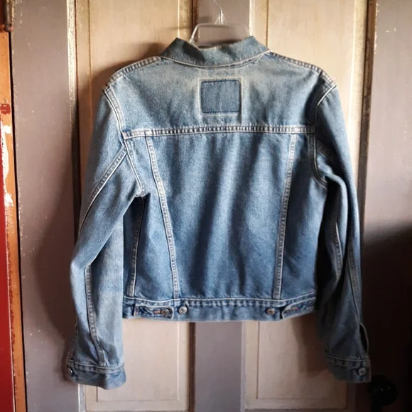Vintage Levi's  WPL 423 Women's Trucker Denim Jacket - Picture 3 of 5